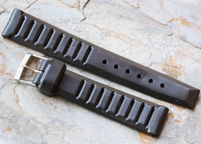 12 Sold! Tropic Swiss original slotted 18mm rubber 1960s dive watch band vintage gallery