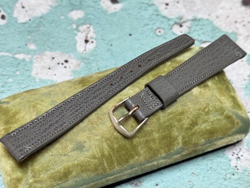 Vintage Wyler watch 16mm single keeper leather strap 1950s/60s New Old Stock
