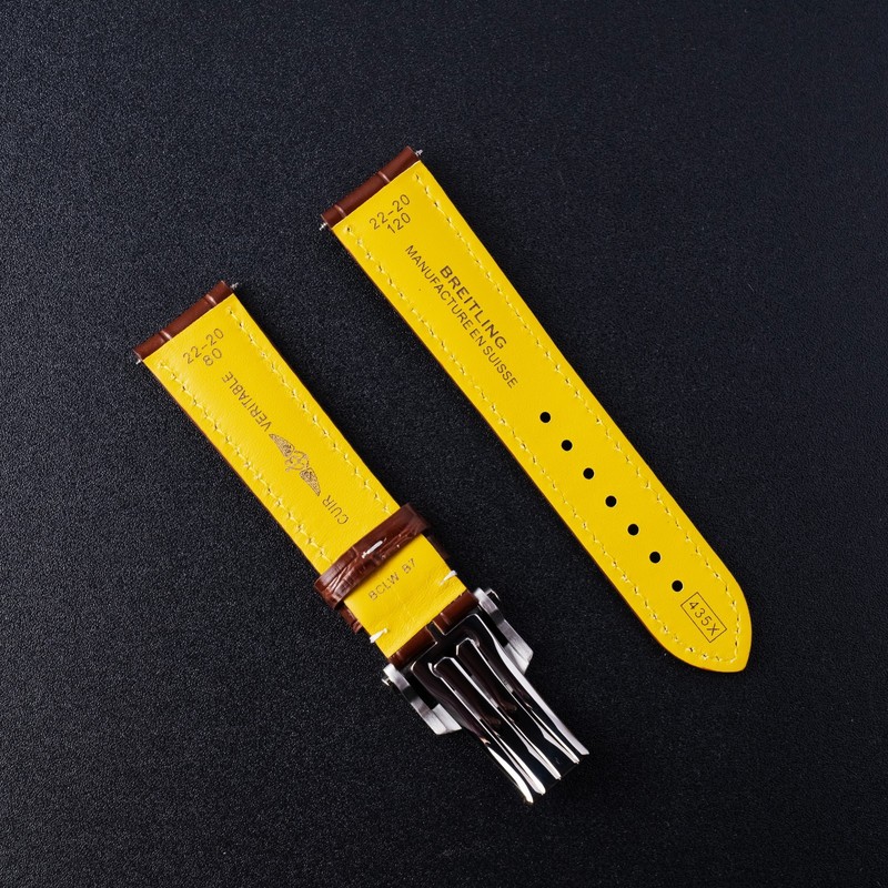 Authentic Breitling Navitimer B01 41 Calf 22mm Leather Strap + A20DSA.6 Clasp gallery