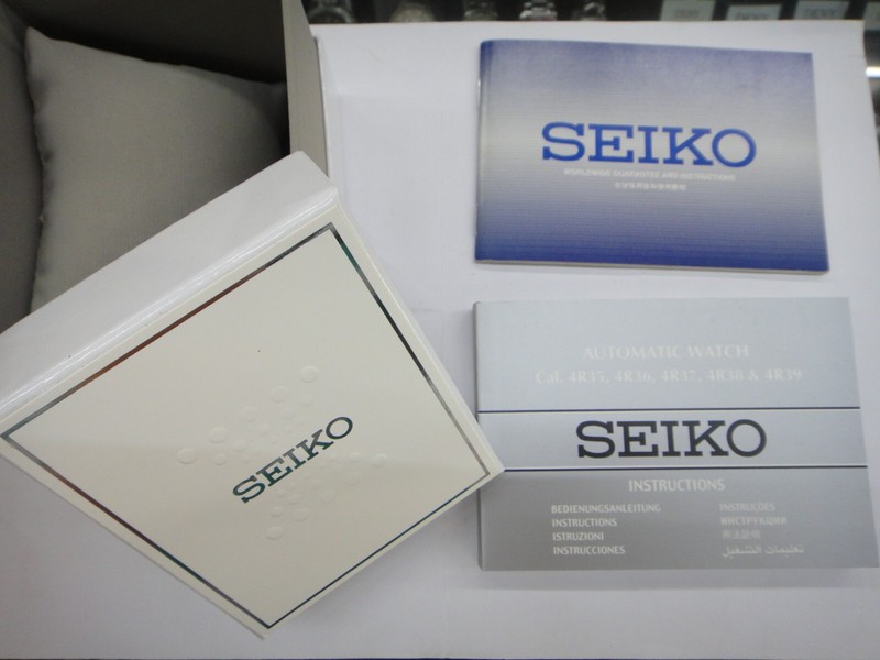 SEIKO Empty Watch Box w/ warranty card booklet automatic cal. 4R35 – 4R39 manual