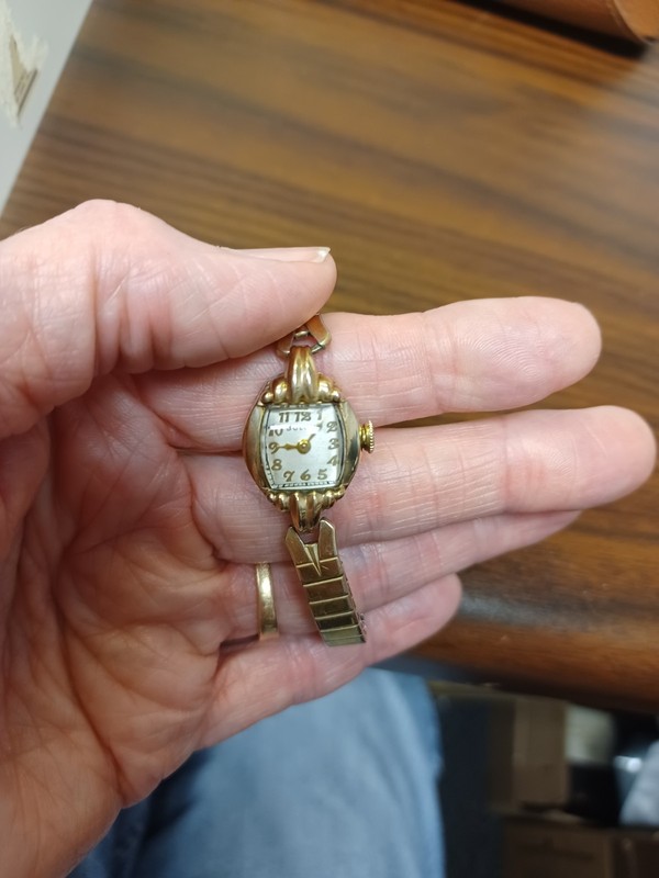 Vtg Bulova Fifth Avenue Women’s Watch w/Gold Art Deco Case Box gallery