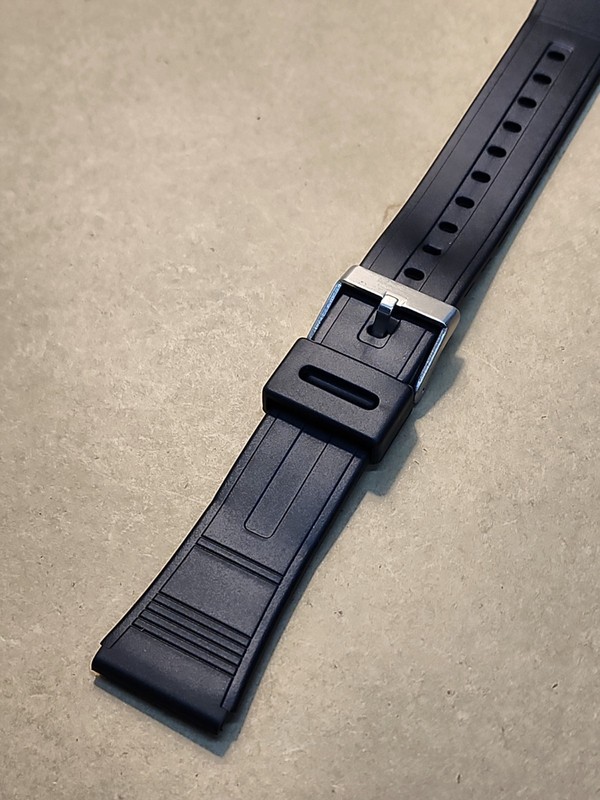 Vintage NOS 22R Black Rubber/PVC Divers Watch Band-Fits Casio Databank gallery