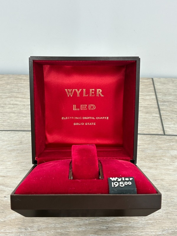 Vintage Wyler Watch Presentation Display Box Case Red Faux Wood Guide Book Empty gallery