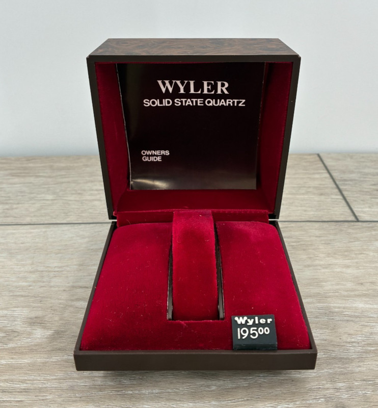 Vintage Wyler Watch Presentation Display Box Case Red Faux Wood Guide Book Empty