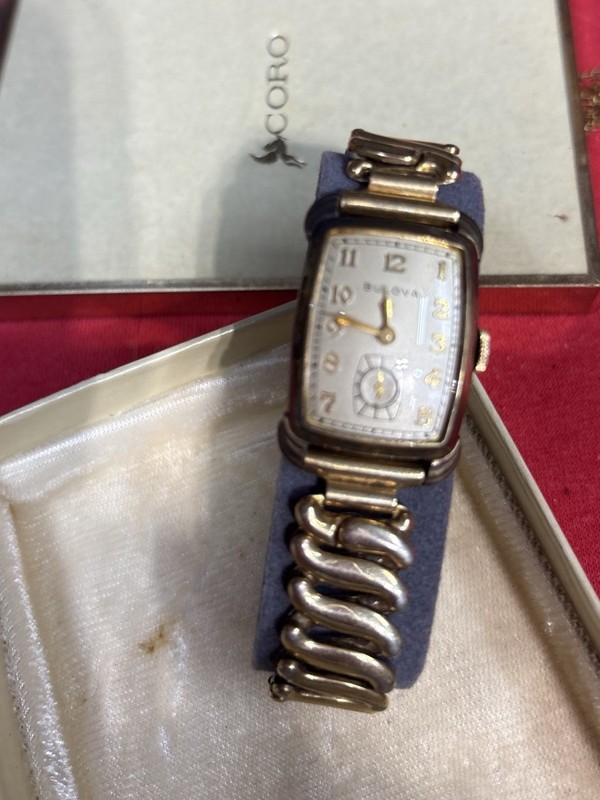 K1- #12-Untested VINTAGE BULOVA 5TH AVENUE WATCH FROM 1930’s 1940’s