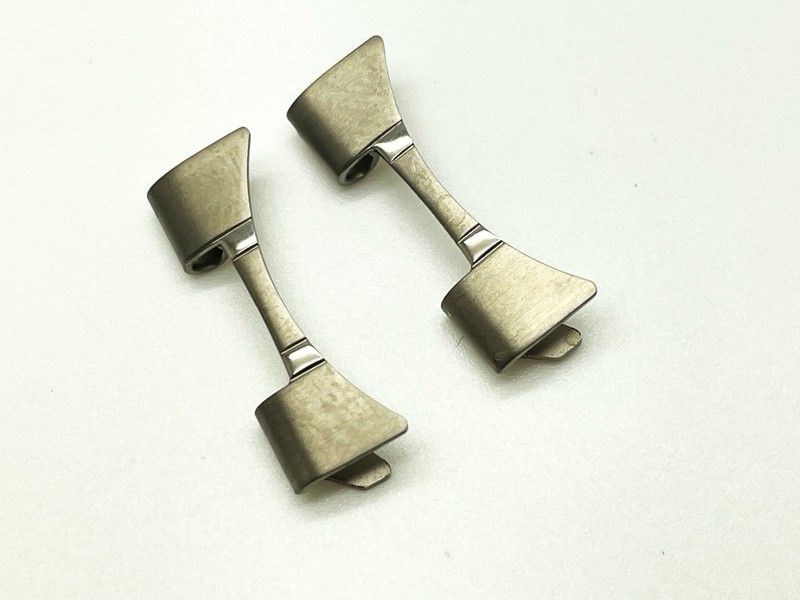 WATCH PARTS SEIKO 6N52-00B0 MENS SELLING 20MM TITANIUM END PIECES FOR SUR373