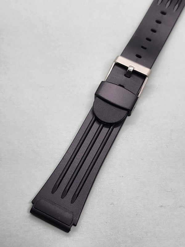 Vintage NOS 20R Black Rubber/PVC Divers Watch Band-Stainless Buckle