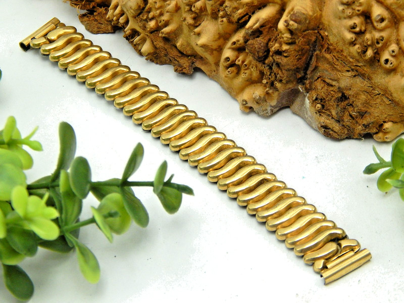 Vintage Pre-Owned Goodrich 14mm Gold filled Expansion watch band 1940s