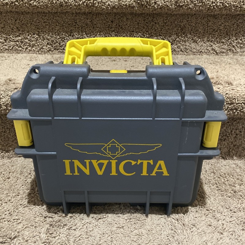 Invicta Impact Resistant Watch Storage Box Case 3-Slot