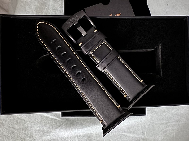 Genuine Leather Strap Apple Watch 44mm 46mm Bullstrap Matte Black