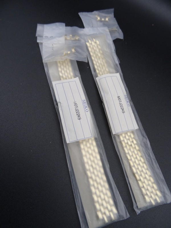 Seiko M0TJ222K9 Stainless Steel Watch Strap 14mm NOS Gold Tone gallery