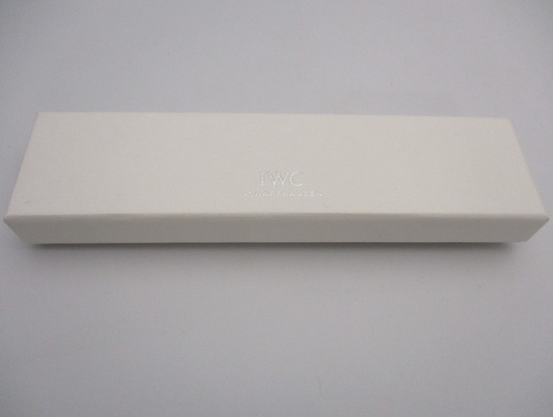 Genuine IWC Branded White Watch Strap Box Set gallery