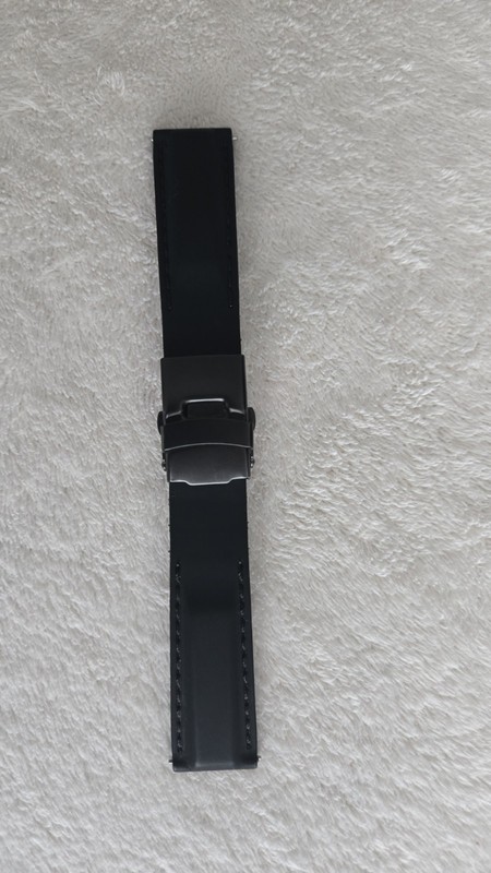 STRAPSCO Rubber Watch Band w/ Stitching Deployant Clasp Quick Release Strap 20mm