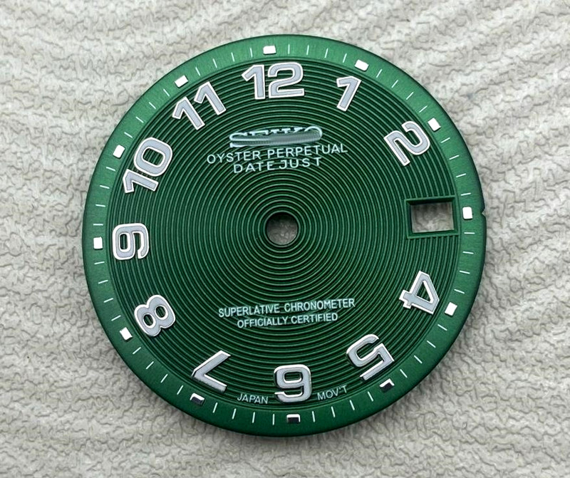 Brand-new Green Watch Dial w/date for 7S26 NH35/36 SKX007 Movement 28.5mm