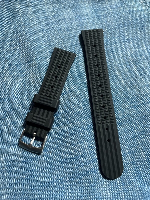 WISCASSET WATCH – Premium FKM Waffle Straps (FREE SHIPPING)