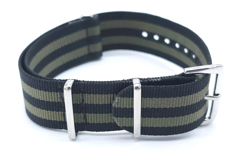 StrapsCo Single Pass Nylon Woven Seat Belt Bond Watch Strap 22mm New Black/Green