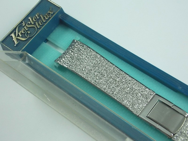 Vintage Mint Unused Stainless Kreisler butterfly clasp Short watch band 11/16″
