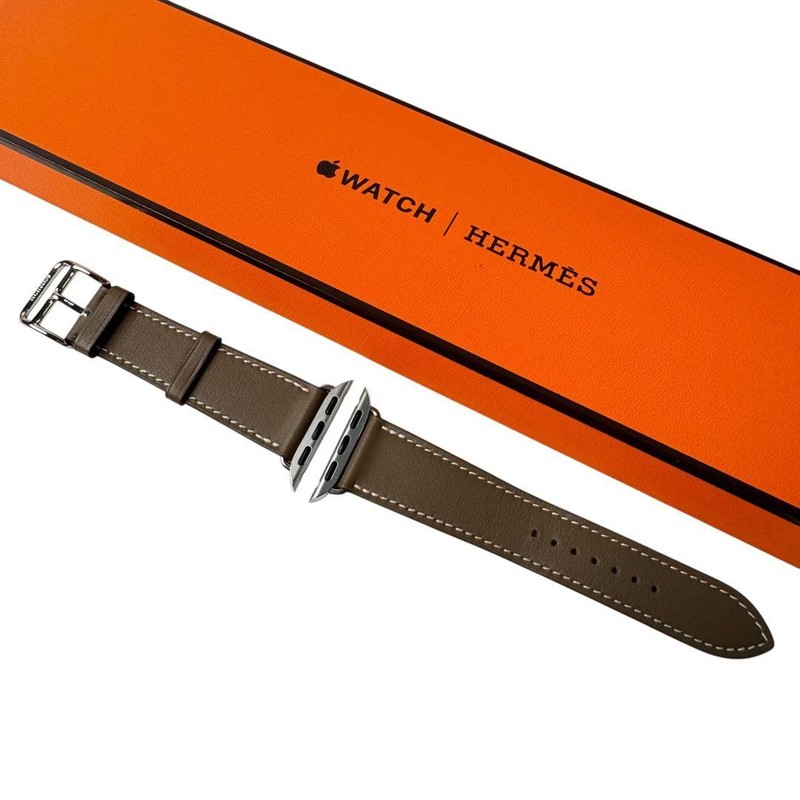 Hermès Apple Watch Band 42mm Engraved Etoupe Used