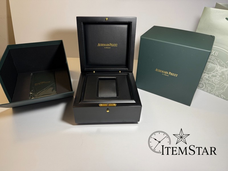 Premium Wooden Watch Storage Box – Luxury Presentation Case gallery