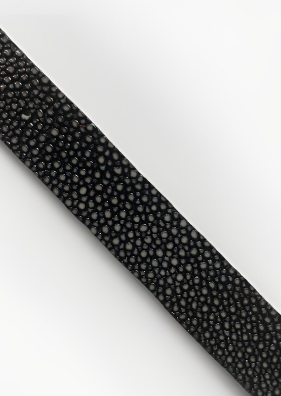 Black Stingray Texture Leather Watch Strap Single Piece Soft No Buckle 20mm