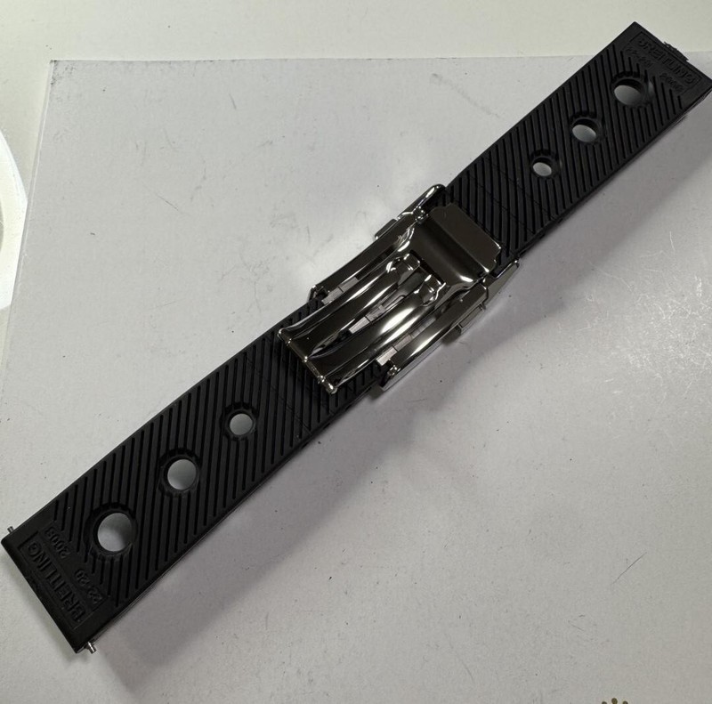 BREITLING Avengers A13381 Genuine Rubber Belt YZ3952-1 Black Size 165mm x 22mm gallery
