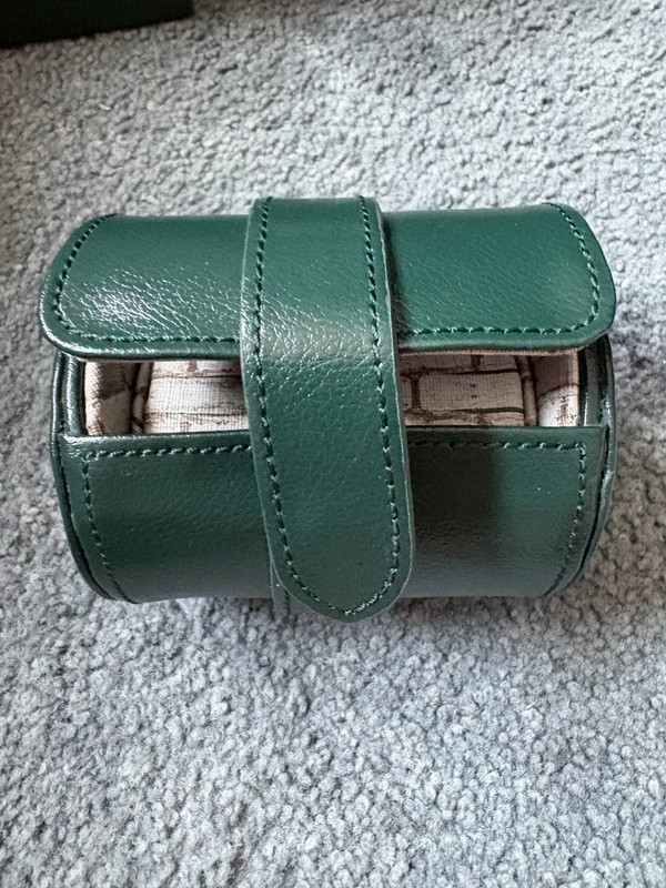 Dark Green Leather Watch Roll Cream Interior Strap Closure Travel Case Brand New