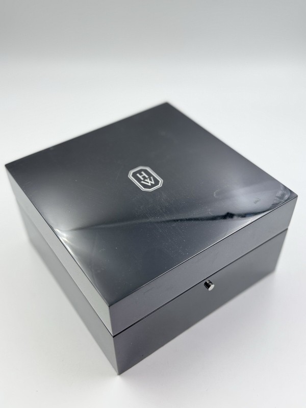 Harry Winston Watch Box