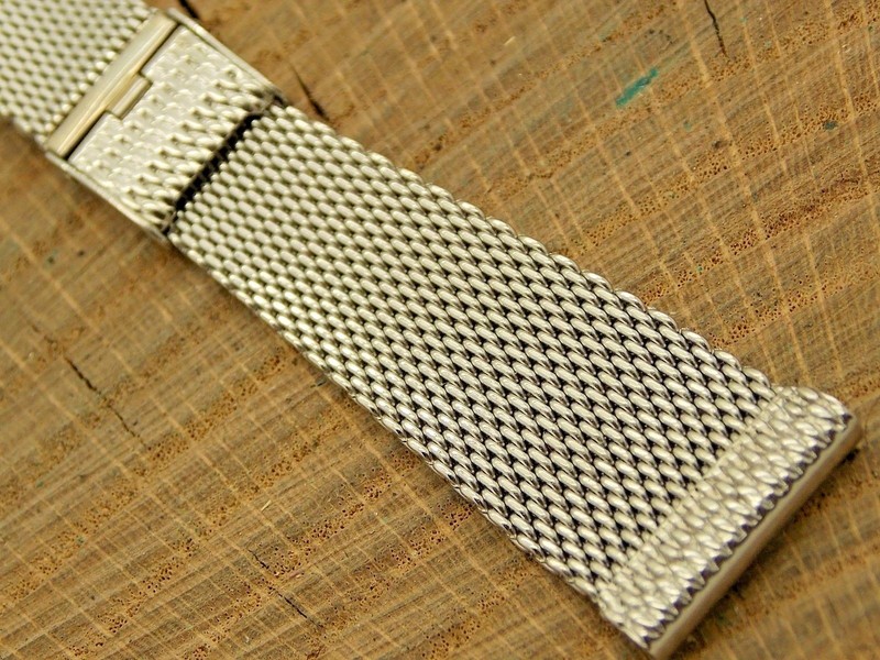 Kestenmade NOS 17.5mm Unused Stainless Steel Vintage Sliding Clasp Watch Band 7″