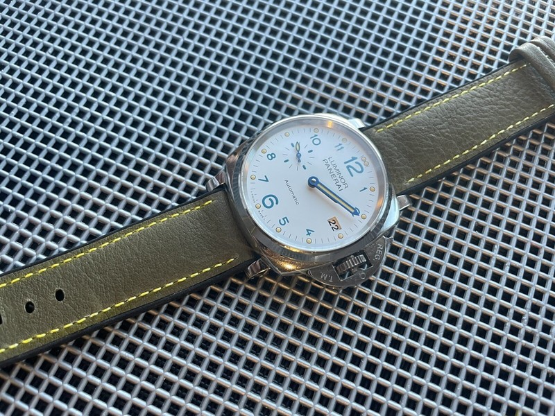 20mm Waterproof OLIVE Green Leather Watch strap Rubber Bottom YELLOW stitch gallery