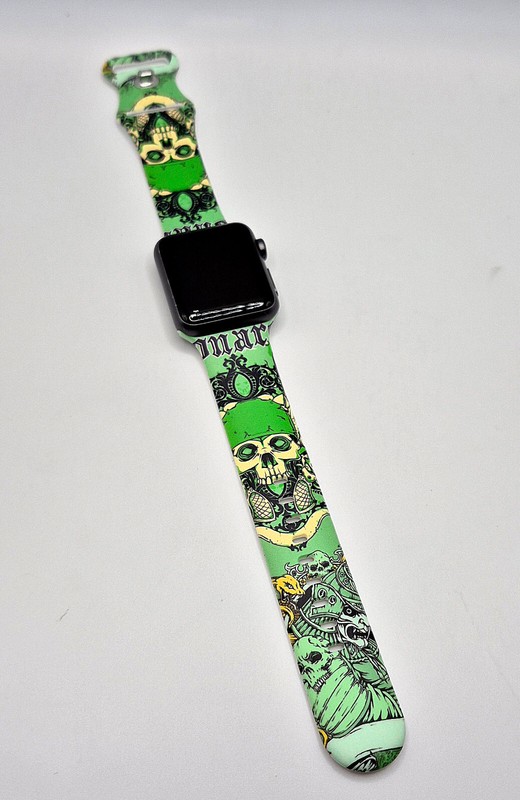 Apple Watch Band – Green/Yellow Silicone band with Skulls Fits 38/40/41mm