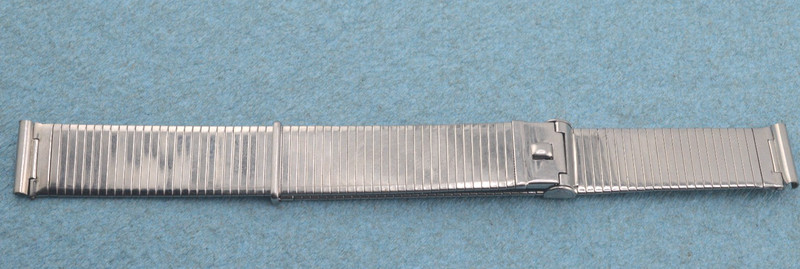 Vintage FORSTNER KOMFIT Adjustable Stainless Steel 16mm lug ends Up to 9” NICE