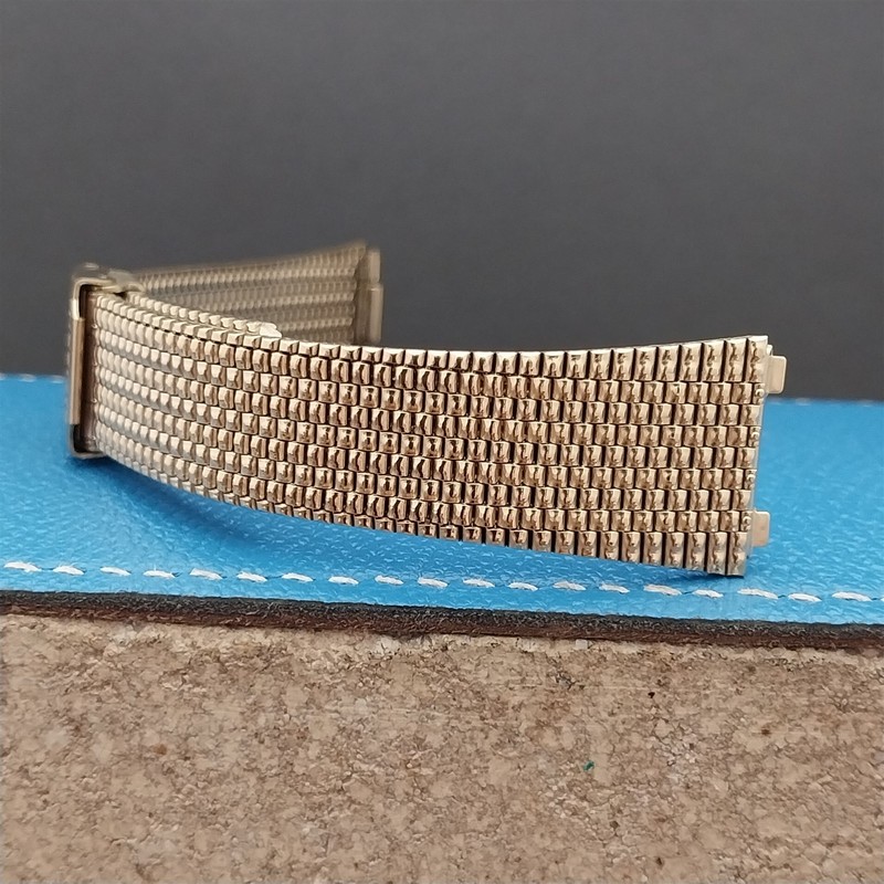 Vintage Citizen 18mm Gold Plated Flared nos Unused Classic Watch Band