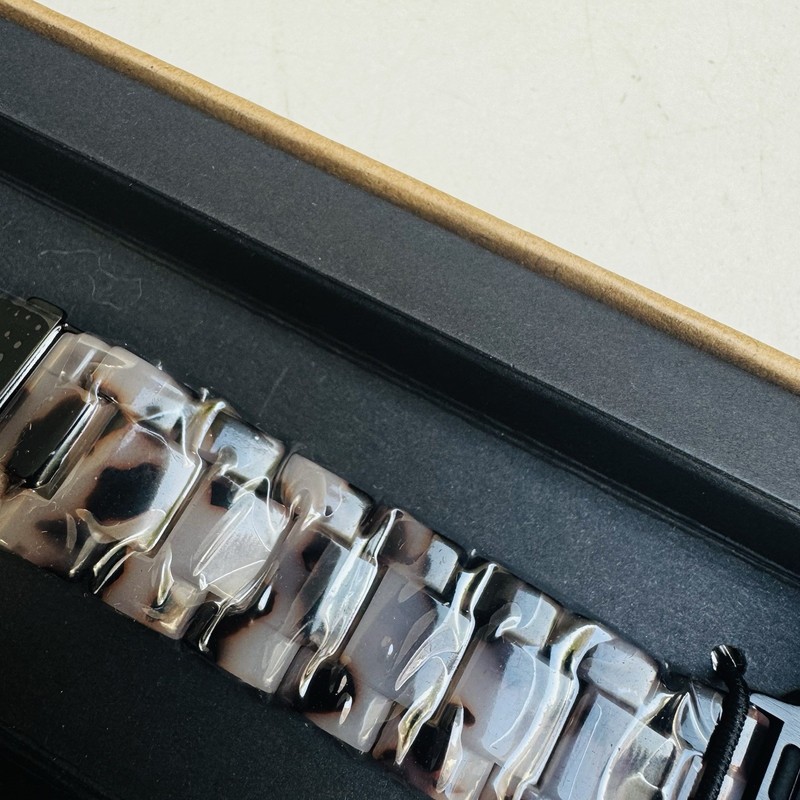 Quince Home Acetate Apple Watch Band Grey Tortoise 44-49mm gallery