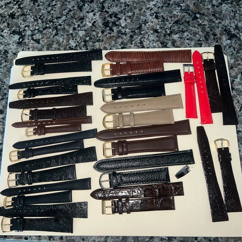 Lot Of 17 Watch Bands Various Sizes, Finishes, Brands Mostly Band It Read