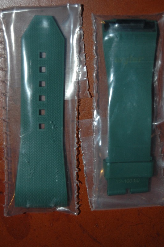 WYLER CODE-R Rubber strap New