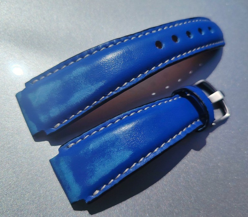 20/26/20mm Handmade Italian Leather Watch Strap Blue Distressed Denim Padded gallery