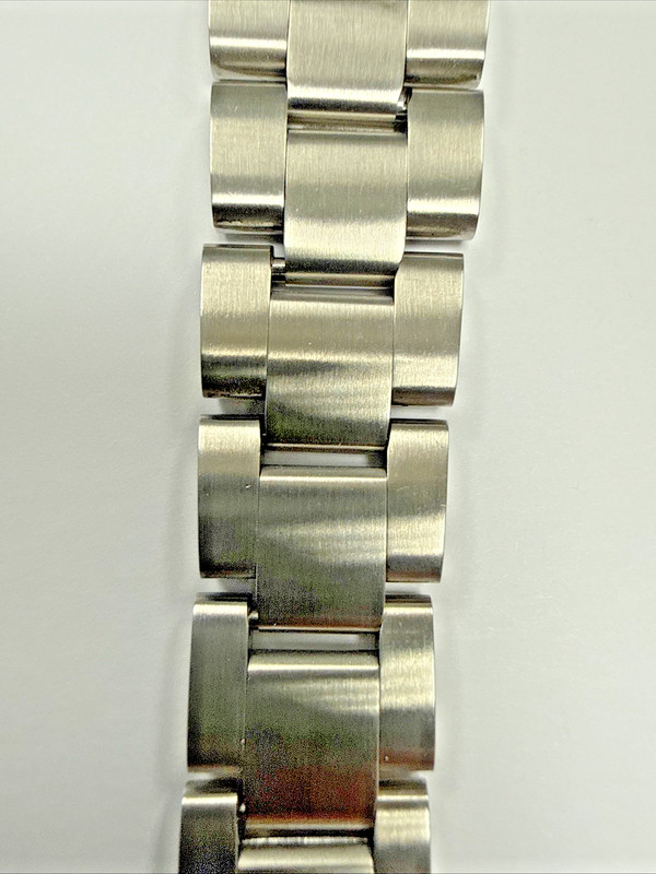 Rolex 78350 19mm Oyster Band For Repair Parts Or Restoration item# e12209 gallery