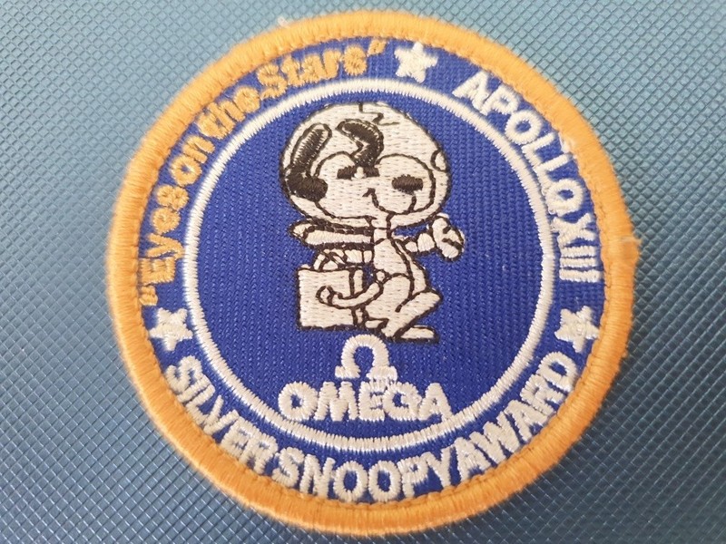 Omega Speedmaster Snoopy box, complete like new. gallery