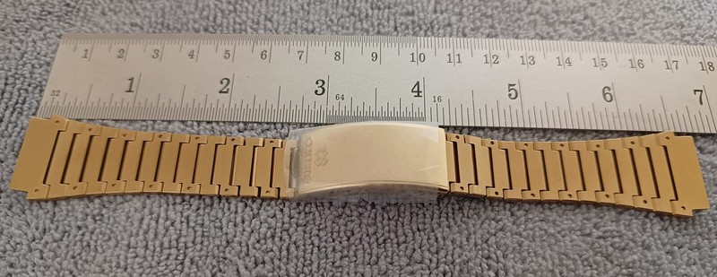 NOS GENUINE SEIKO SQ GOLD TONE BRACELET STRAIGHT END LUGS SIZE 20 MM JAPAN MADE