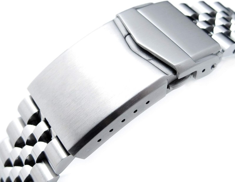 Lightweight 22mm Stainless Steel Band with Double Push Clasp for Elegant Watches gallery