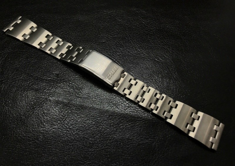 Solid Link BRACELET for SEIKO 6119-6400 UFO Rally 19mm gallery