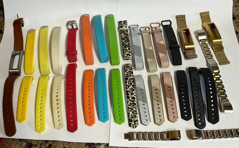 Lot – Watch Bands/Straps (Assorted Materials-Silicone, Rubber, 1 Leather, Metal)