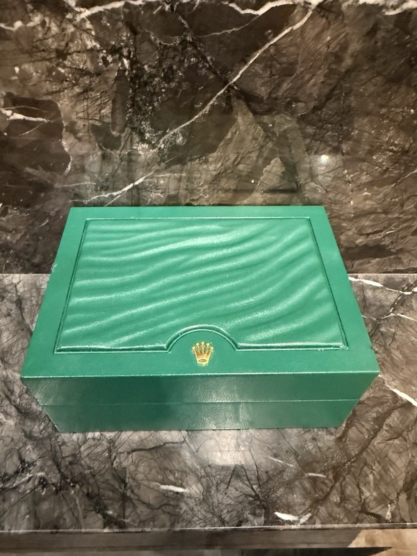 Authentic Rolex Watch Box 39139.04 Oyster M Green Wave w/ Outer Sl. Card