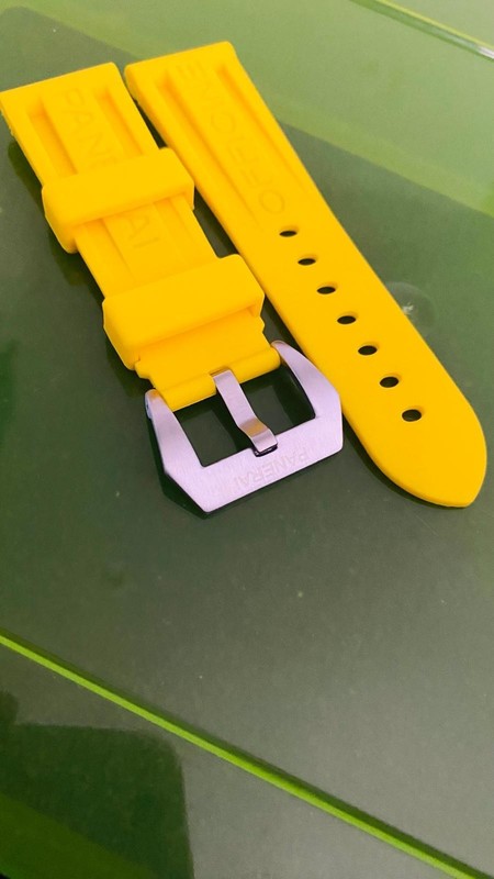 22mm OFFICINE PANERAI Watch Strap yellow Silicone/Rubber Strap With Buckle