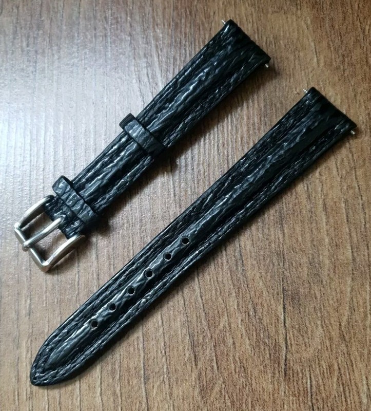 16mm VINTAGE APOLLO SHARK GRAIN LEATHER BLACK WATCH STRAP, SILVER BUCKLE.
