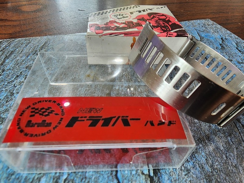 VINTAGE MARUMAN RALLY RACING BRACELET 19MM Straight End RARE Uniques 2.