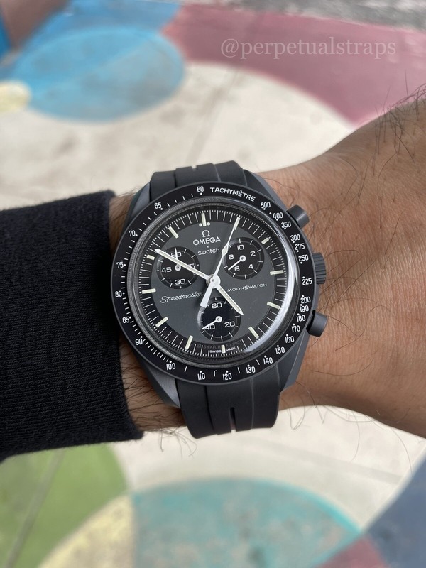 TRIPLE BLACK - RUBBER WATCH STRAP for Omega X Swatch Speedmaster MoonSwatch gallery